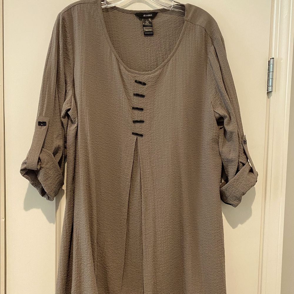 Taupe tunic